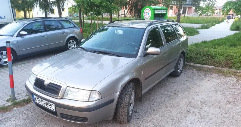 skoda Skoda Octavia cena 8950 przebieg: 244400, rok produkcji 2007 z Kraków